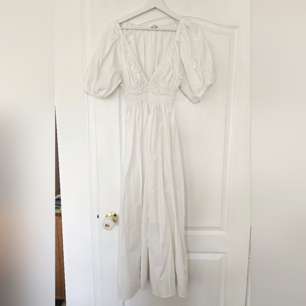 Elegant White Puff Sleeve Dress